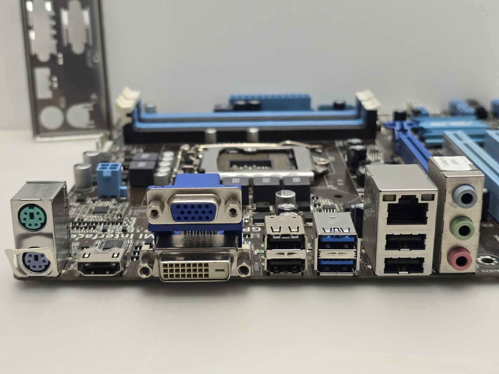 Материнська плата s1155 ASUS P8B75-M     (Socket 1155, DDR3, б/у) - фото фото фото 1