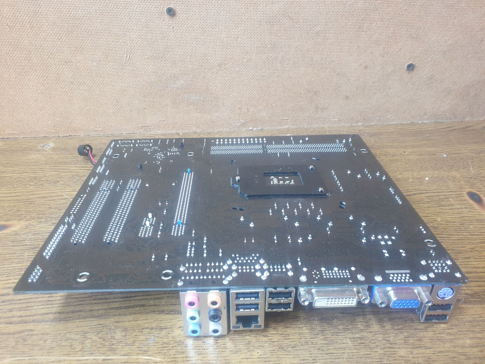 T45 ASRock H55M-LE + i5-650  F26 - фото фото фото 4