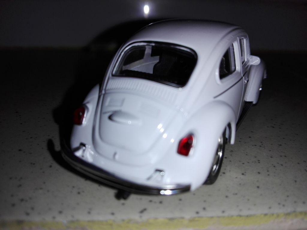 1/43 VOLKSWAGEN BEETLE. VELLY. - фото фото фото 3
