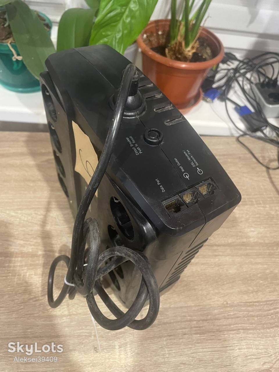 Джерело безперебійного живлення   (ИБП) APC Back-UPS ES 550VA / 330W   (BE550G-RS) - фото фото фото 6