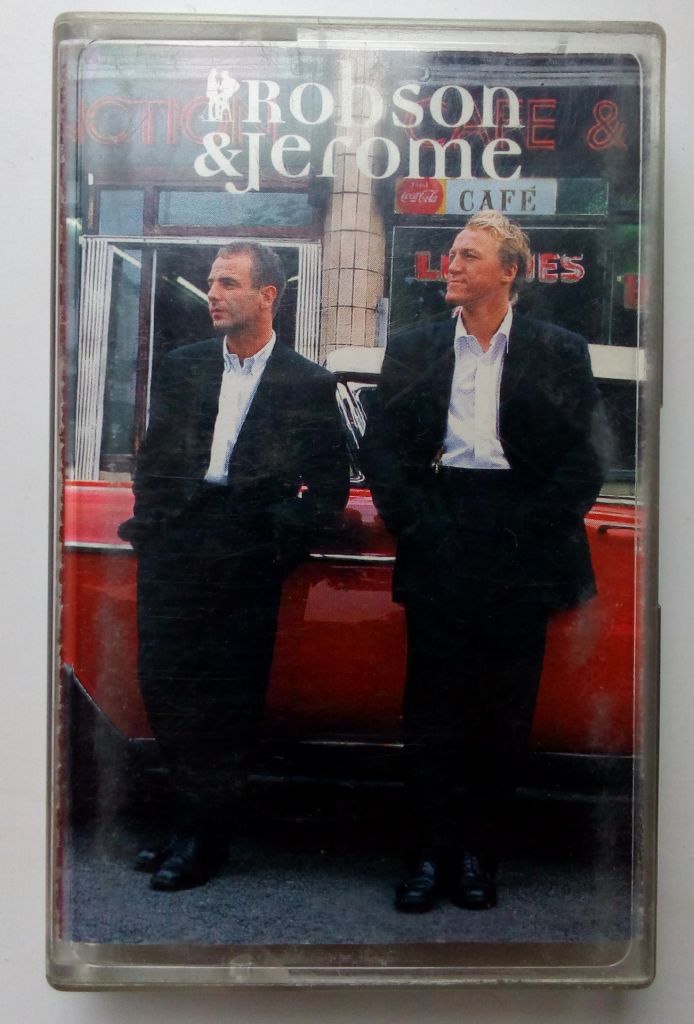 Robson &amp; Jerome 1995  (фирменная кассета) - фото фото фото 0
