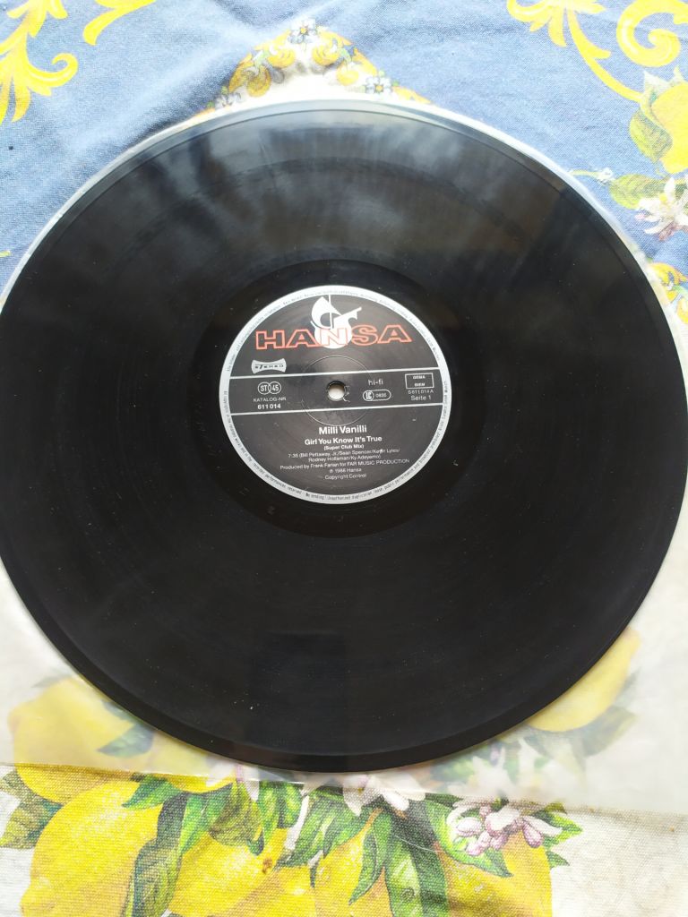 Milli Vanilli Girl You Know It's True - фото фото фото 1