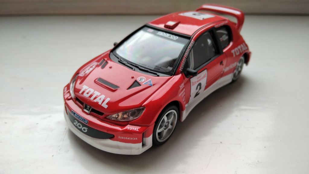 PEUGEOT 206 WRC Rally  - CARARAMA  M 1:43 - фото фото фото 0