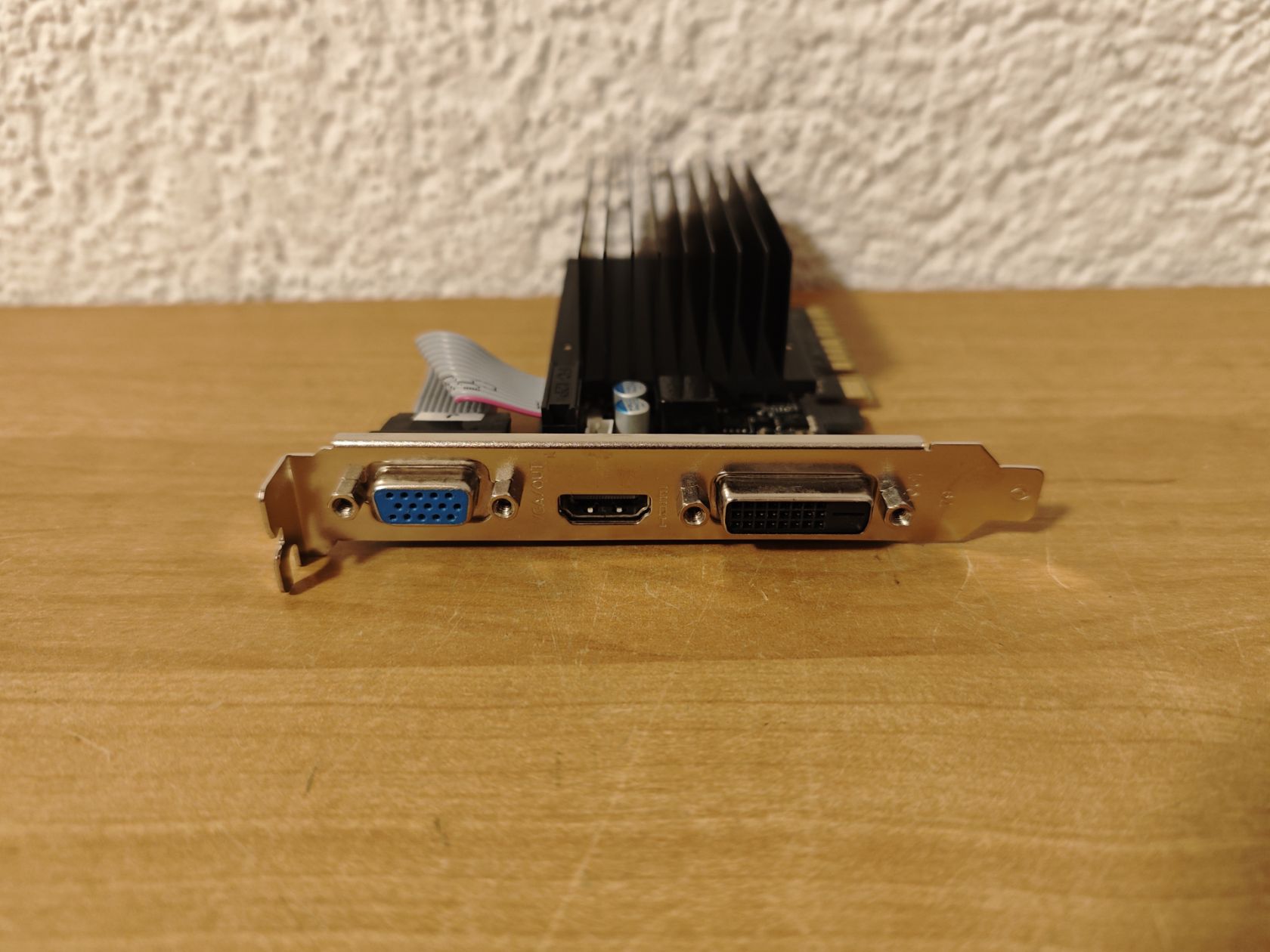 Відеокарта NVidia GT 710 2Gb GDDR3 64Bit - фото фото фото 2