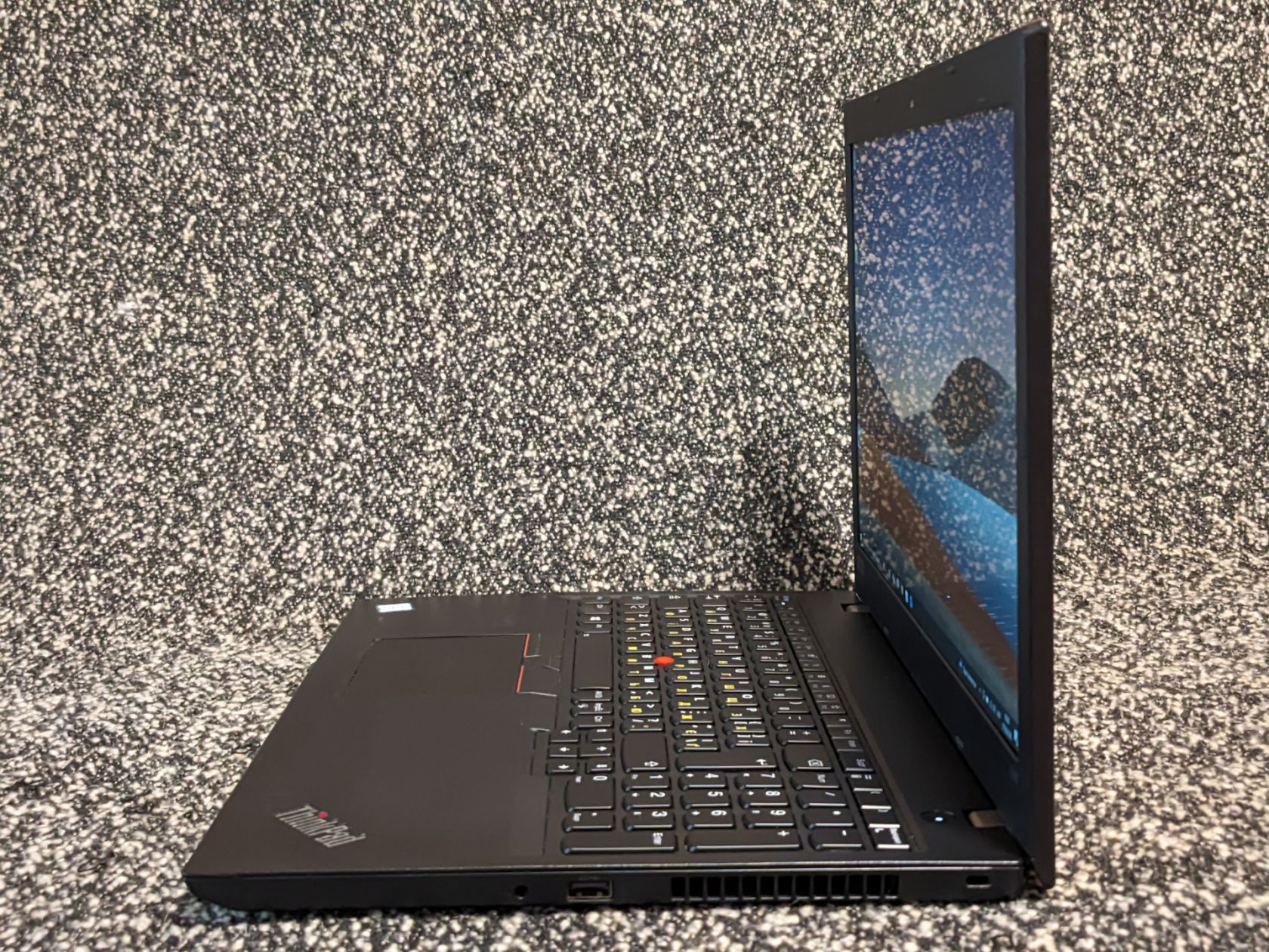 ноутбук Lenovo ThinkPad L590 • Intel® i5-8265U|8|256|FHD ips - фото фото фото 5