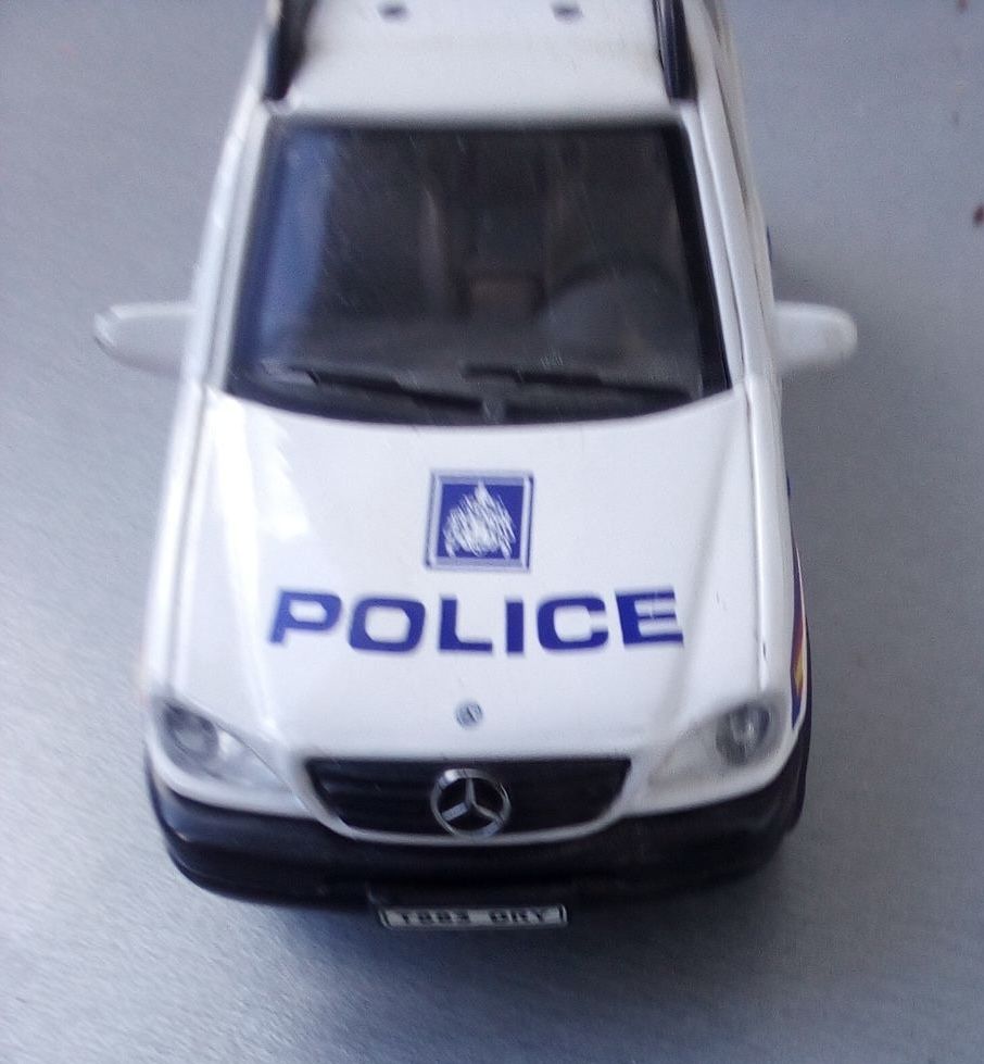 1/43 Hongwell Mercedes Benz ML Police  Cararama - фото фото фото 4