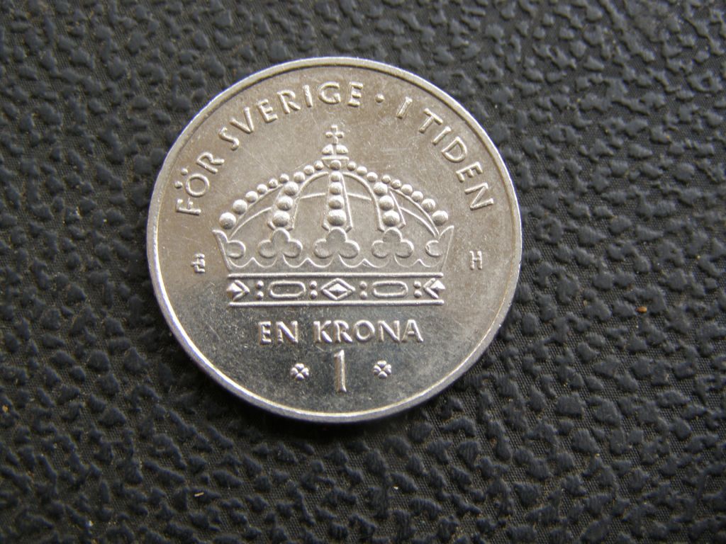 1 крона Швеция 2004 г - фото фото фото 0