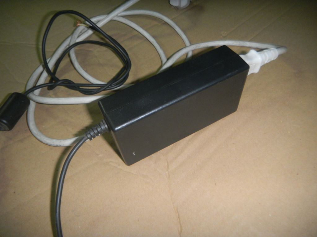 блок питания  Lien Electronics AC Power Adapter 12V 4.16A  LE-9702B - фото фото фото 1