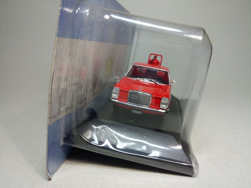 Altaya 1:43 Mercedes-Benz 220D, Tecin  (1972) - фото фото фото 3
