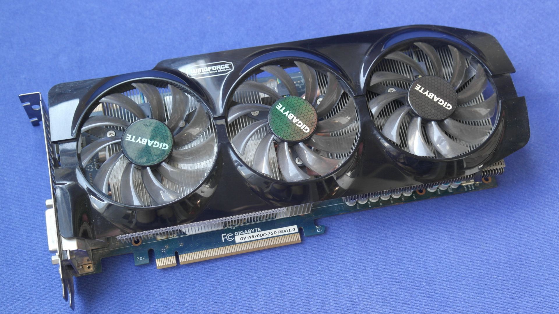 Видеокарта Gigabyte PCI-Ex GeForce GTX 670 2048MB GDDR5 256bit GV-N670OC-2GD - фото фото фото 0