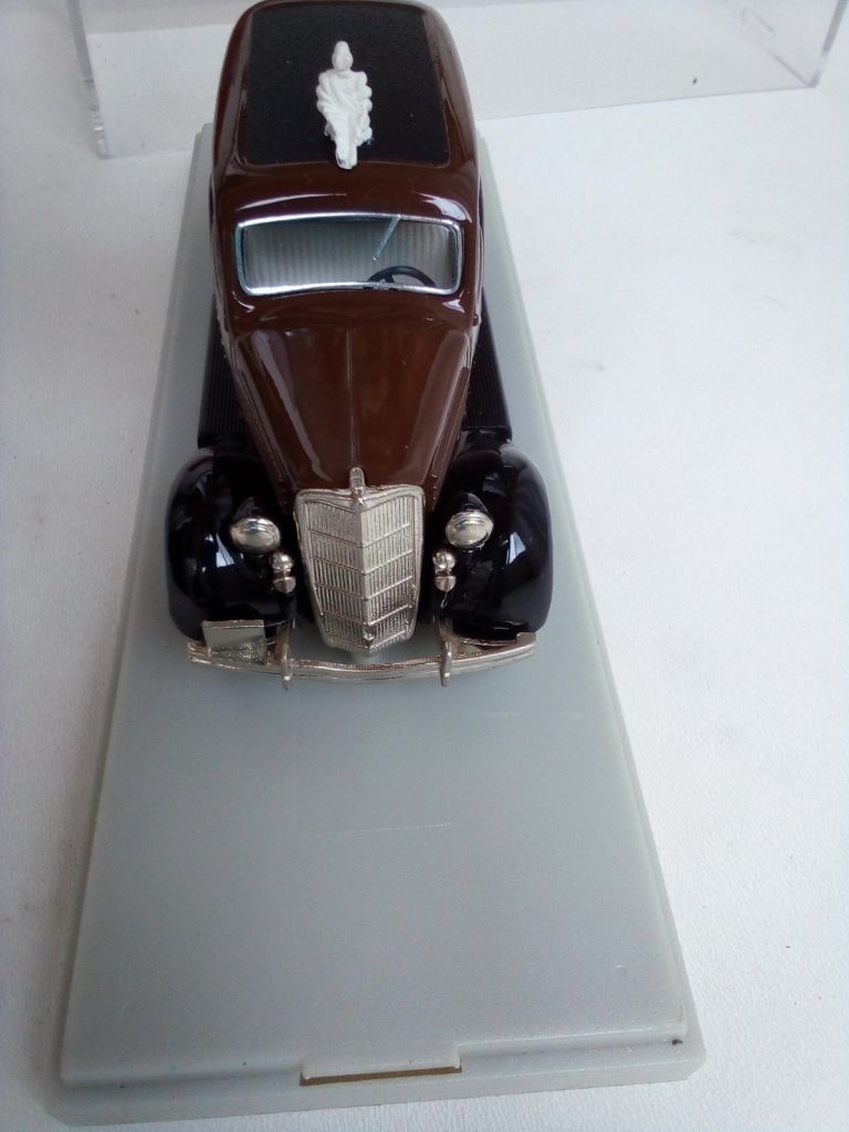 1935 Ford Brown Michelin by Rextoys 1:43 - фото фото фото 3