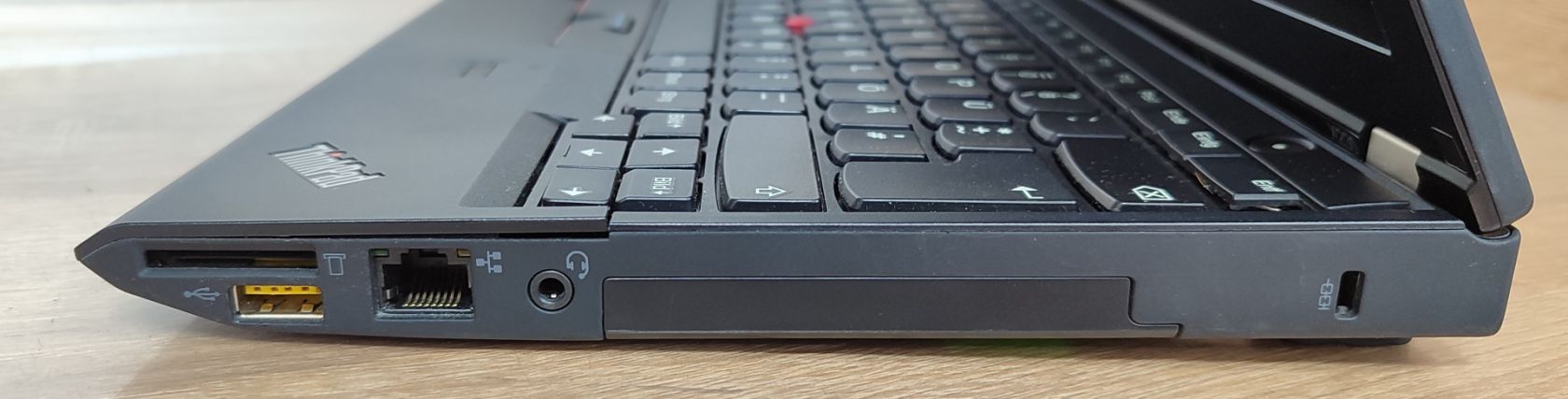 Ноутбук Lenovo ThinkPad X230i 12.5"-1366x768 / i5-3320M / 4GB DDR3 / 0 Gb HDD / - Б/У - фото фото фото 5