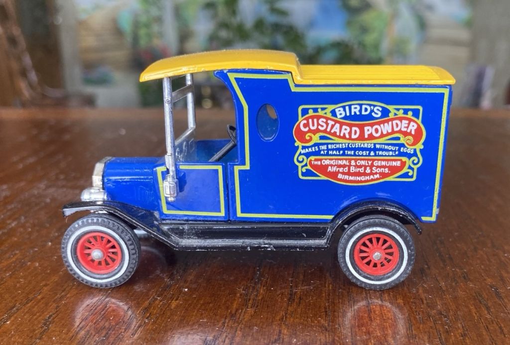 Модель автомобиля FORD MODEL T 1912 CUSTARD POWDER 1:43 YESTERYEAR MATCHBOX Англия - фото фото фото 6