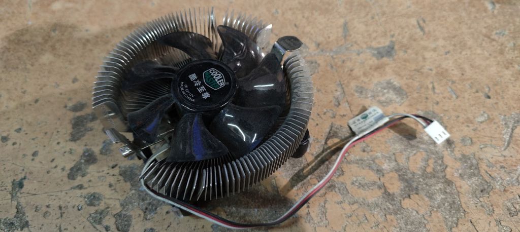 Процессорный куллер Cooler Master socket 775 № 230105 - фото фото фото 0