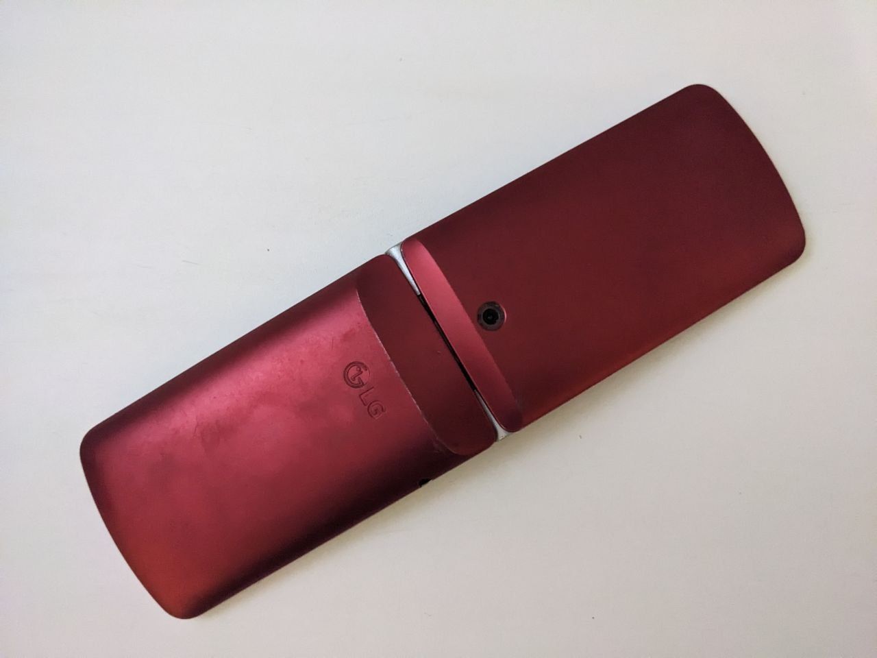 Мобільний телефон Lg g360 red бу. - фото фото фото 3