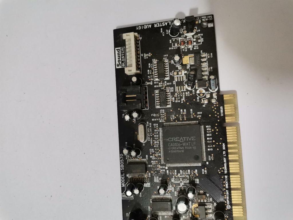 Звуковая карта Sound Blaster SB0570 - фото фото фото 4