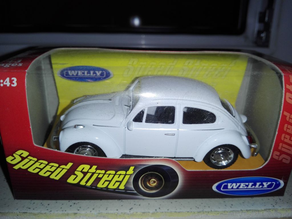 1/43 VOLKSWAGEN BEETLE. VELLY. - фото фото фото 0