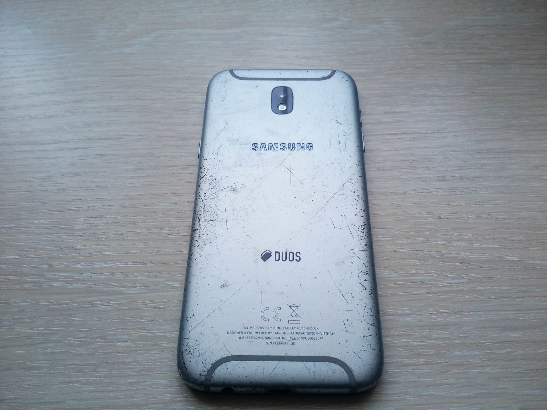 Телефон Samsung Galaxy J5 2017      (SM-J530F) - фото фото фото 1