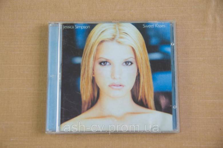 Музичний диск CD. Jessica Simpson - Sweet Kisses (диск irresistible) - фото фото фото 0