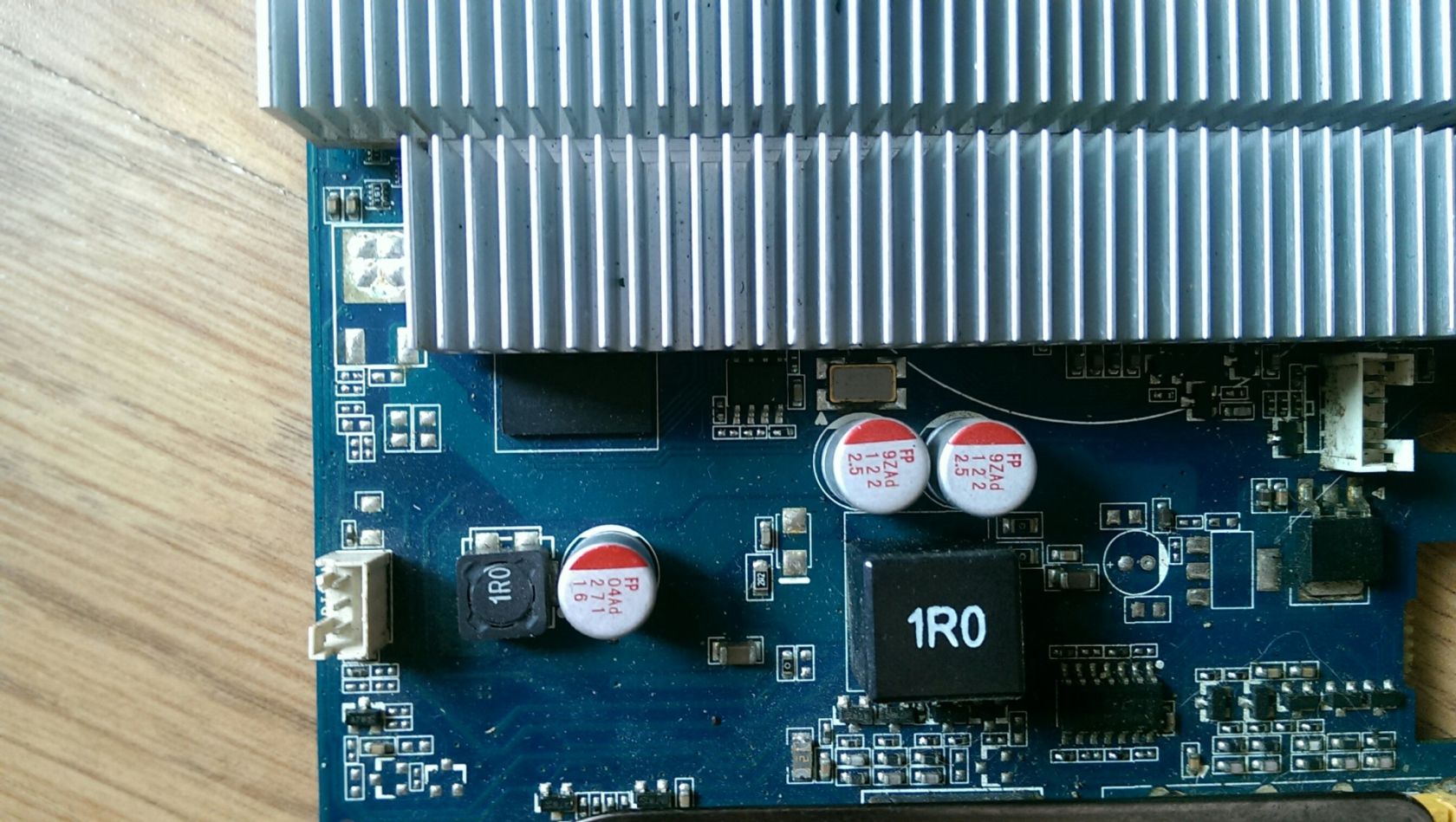 Zotac GeForce 9500GT Nvidia 1 GB видео карта - фото фото фото 1