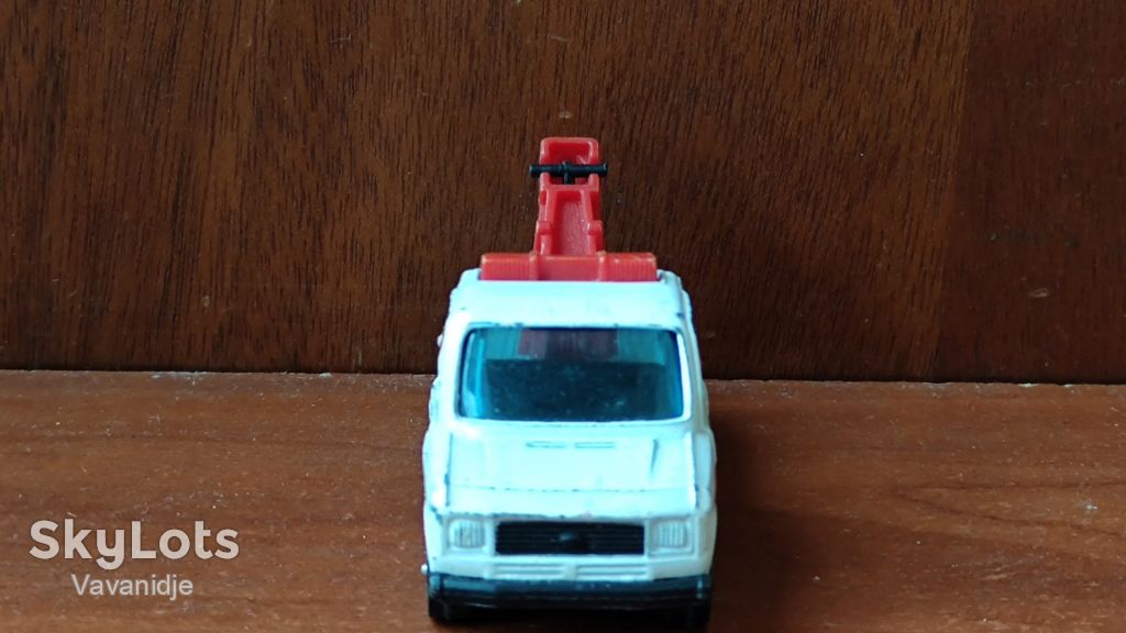Corgi Ford Transit wrecker made in Great Britain - фото фото фото 3