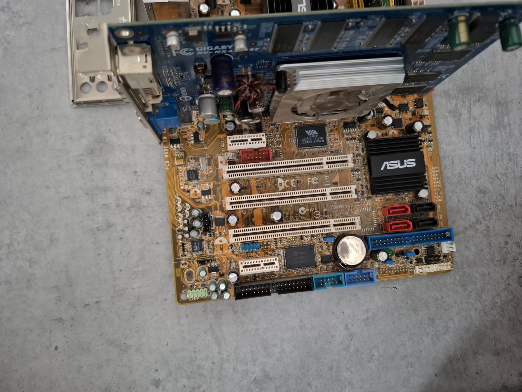 Материнська плата ASUS P5L 1394       (Socket 775) + процесор E2180         (№22) - фото фото фото 1