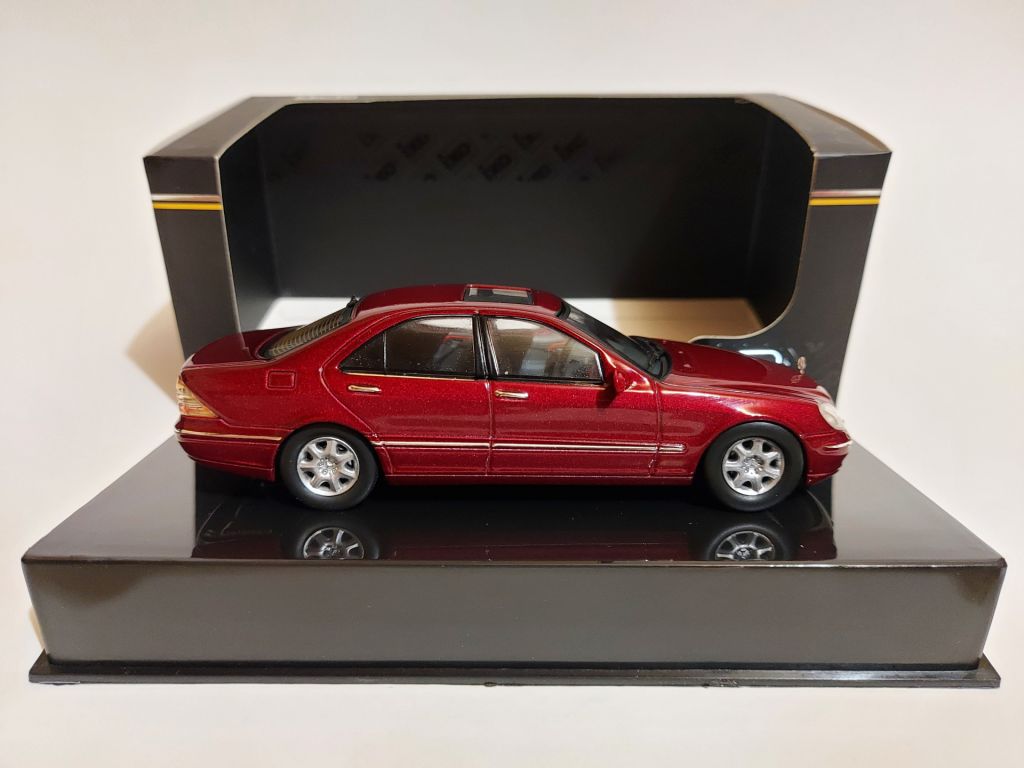 IXO 1:43 Mercedes-Benz S500, W220  (2000) bernstein red metallic - фото фото фото 5