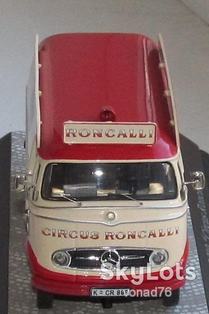 1/43 MERCEDES-BENZ L 319 Circus Roncalli. Limit 1000pcs. Premium ClassiXXs. РАРИТЕТ. - фото фото фото 2
