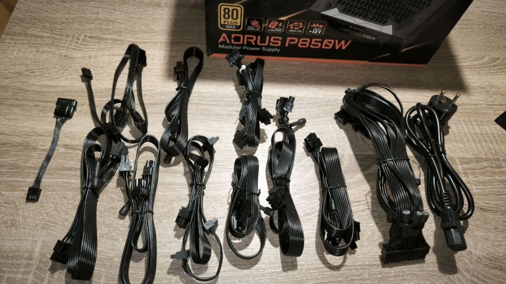 Блок живлення Gigabyte Aorus P850W 80+ Gold Modular    (GP-AP850GM) - фото фото фото 2