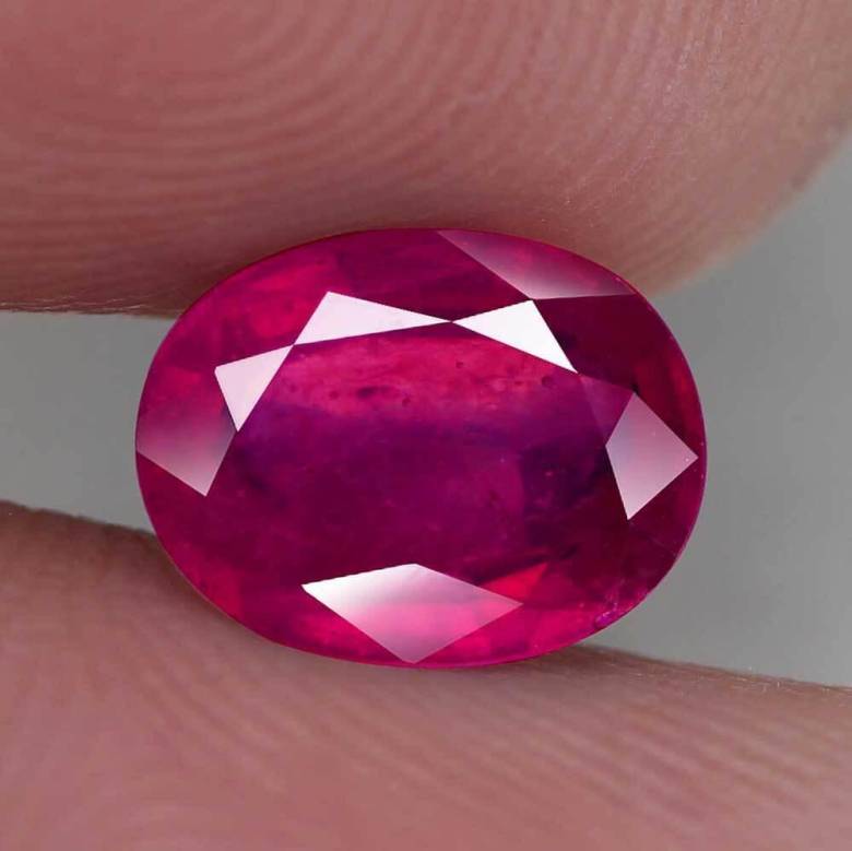 Рубин 2.53 Ct.  9.3 x 7.2 x 3.5 mm - фото фото фото 0