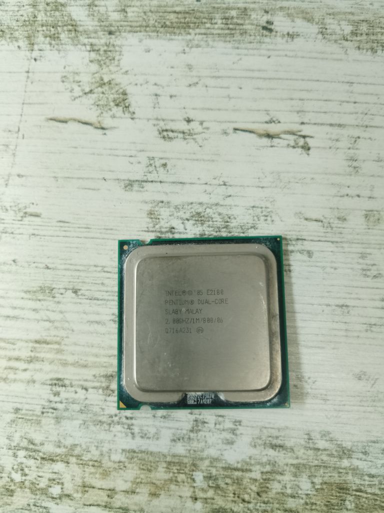 Процесор Intel Pentium Dual-Core E2140 2,0GHz  #16 - фото фото фото 0