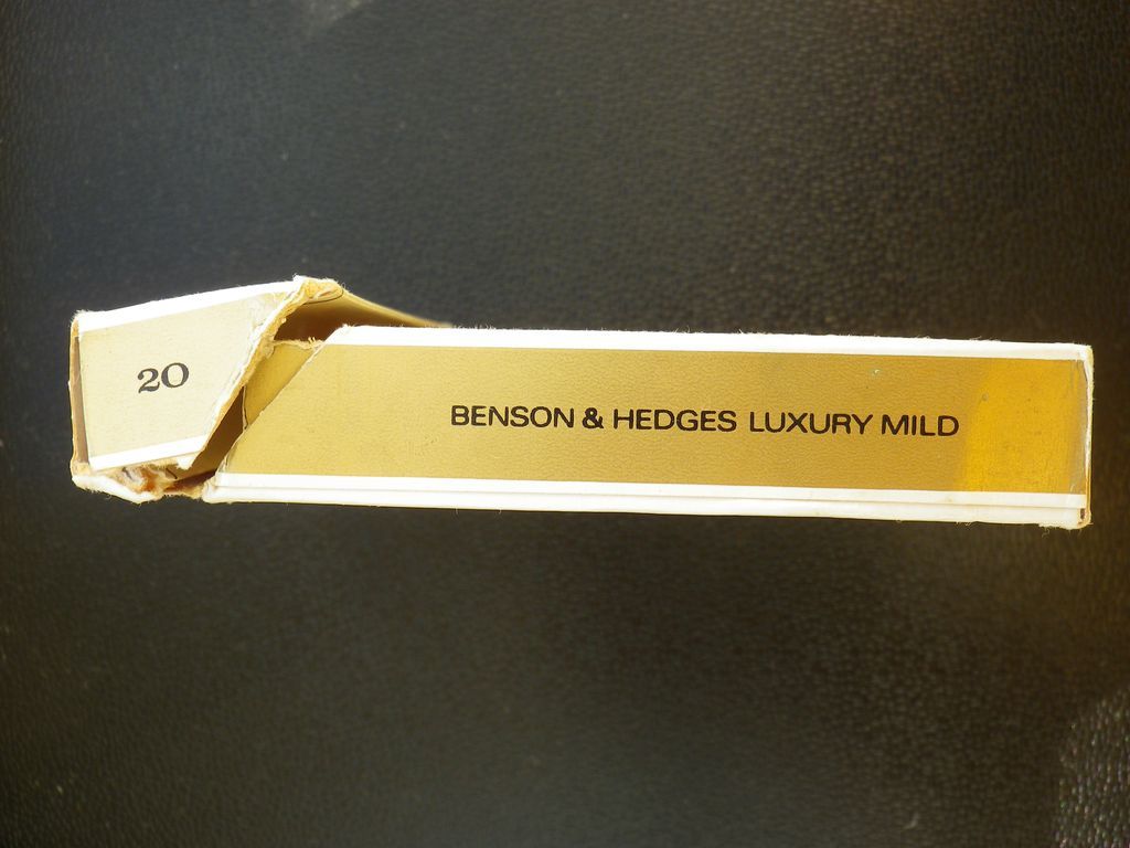 Пачка от сигарет Luxury Mild Benson and Hadges - фото фото фото 3