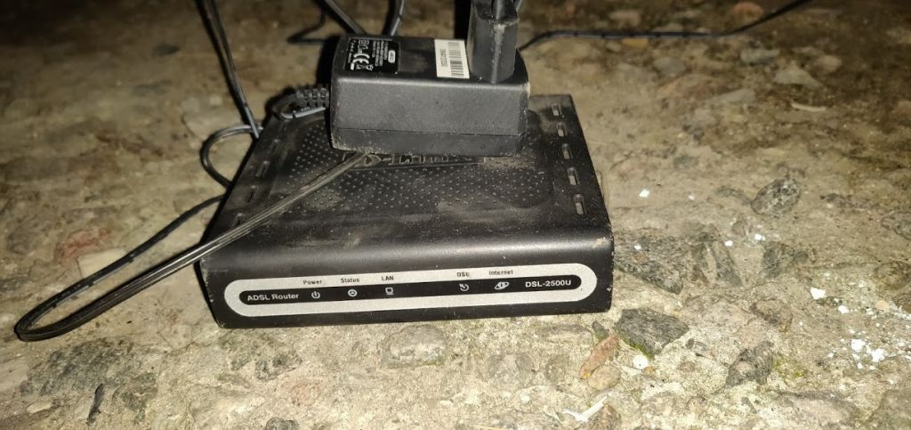 ADSL маршрутизатор D-Link DSL-2500U № 201701 - фото фото фото 0