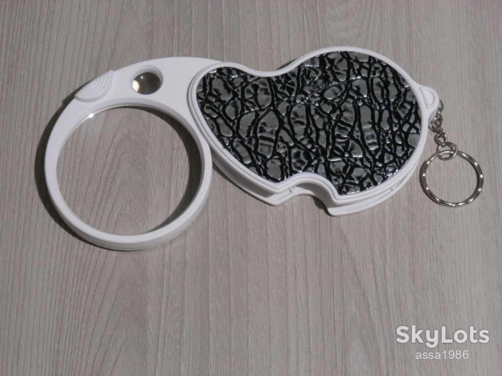 Лупа кишенькова складна Magnifier з підсвічуванням 6901C Збільшеня 4х60 та 20х12 крат - фото фото фото 1