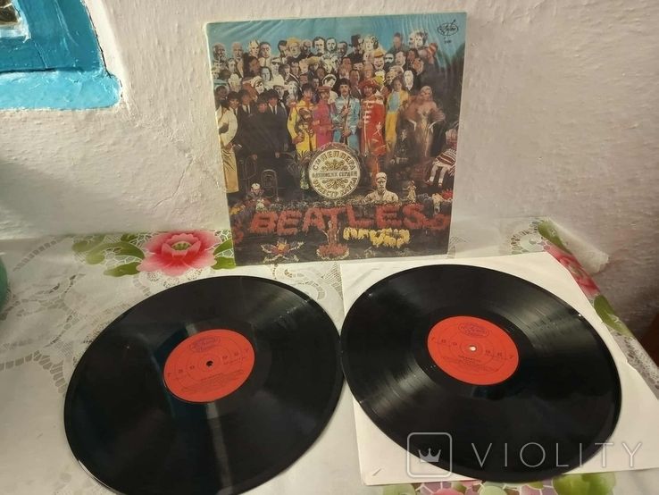Пластинки The Beatles Revolver / Sgt. Peppers Lonely Hearts Club Band - фото фото фото 0