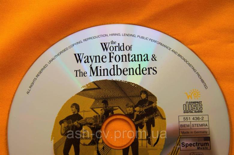 Музичний диск CD. World of WAYNE FONTANA 1996 - фото фото фото 1
