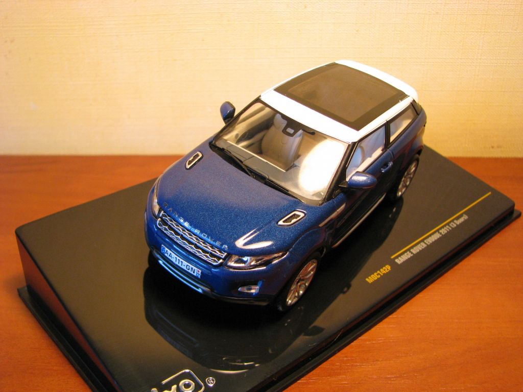 Range Rover Evoque   (3 doors)   (MOC142P) Ixo 1:43 - фото фото фото 3