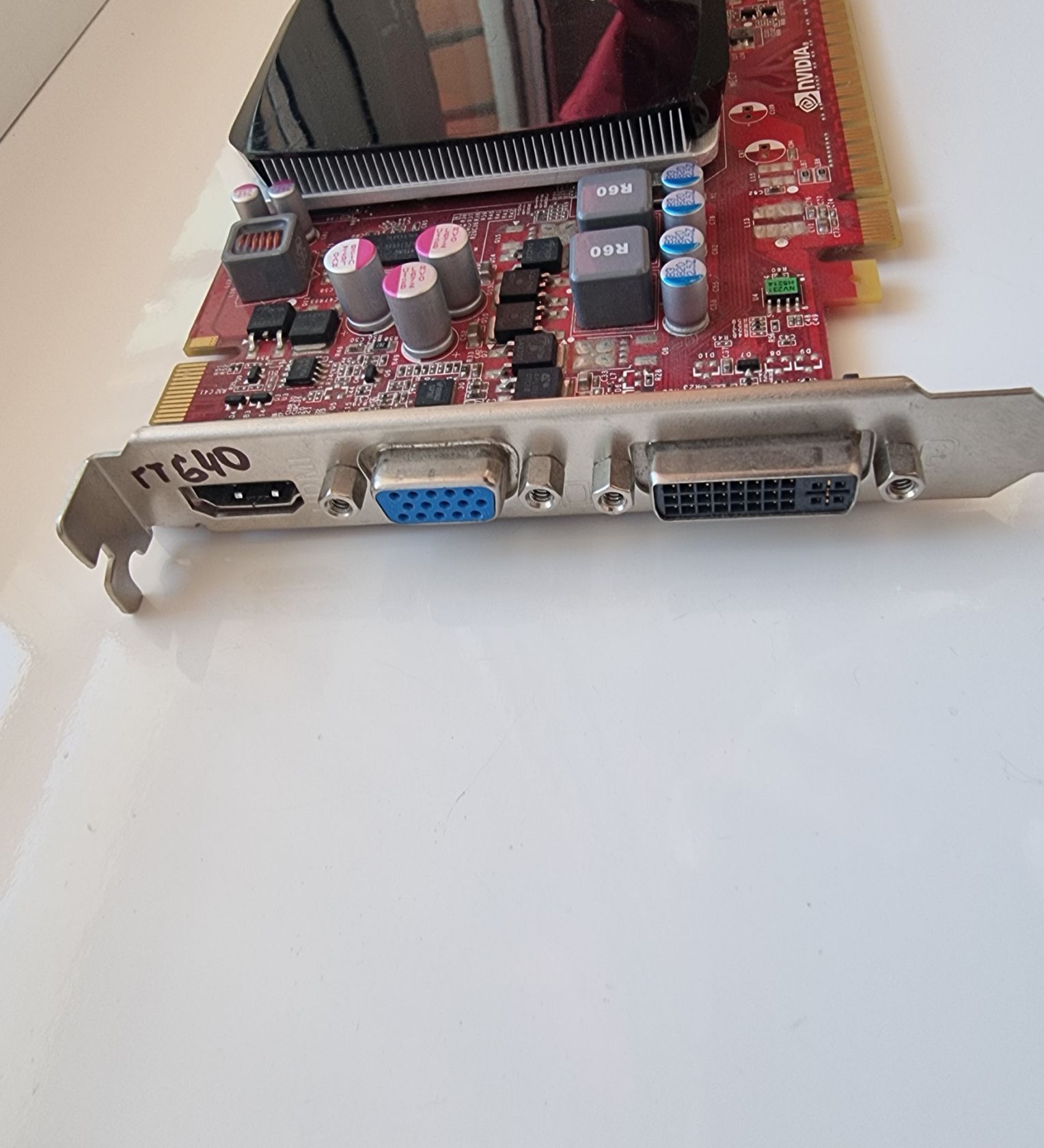 Видеокарта HP GeForce GT640 3GB GDDR3 128BIT DVI/VGA/HDMI - фото фото фото 1