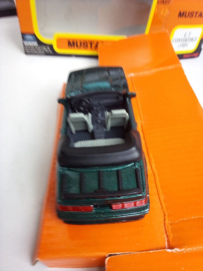 1/43 NewRay Ford Mustang GT Convertible 1989 - фото фото фото 3