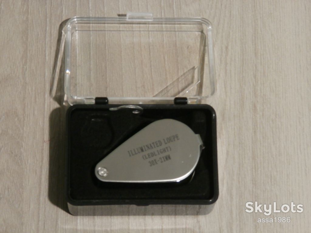 Ювелирная лупа Magnifier 21007 Увеличение 20Х,линза 21мм,LED подсветка - фото фото фото 4