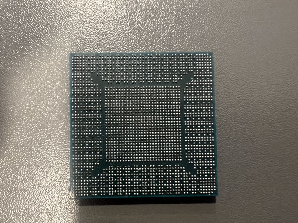 Відеочип Nvidia N18E-G1R-MP-A1    (GeForce RTX 2070 Max-Q) Refurbished Original - фото фото фото 2