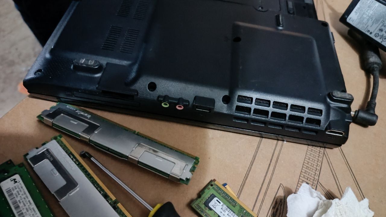 Ноутбук Samsung R700 Аукцион - фото фото фото 4