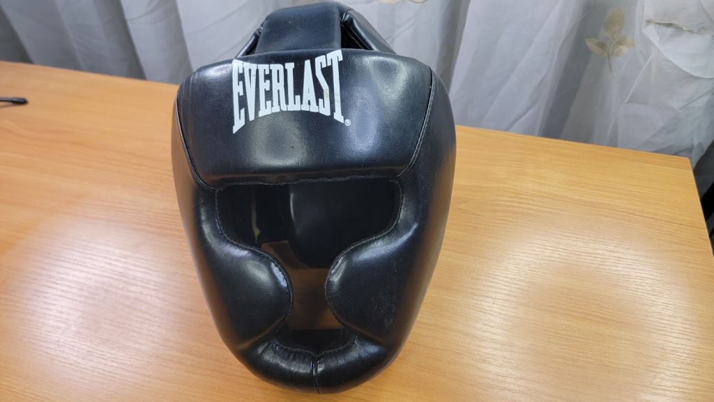 Шолом-маска карате EVERLAST кожа   (S) - фото фото фото 0