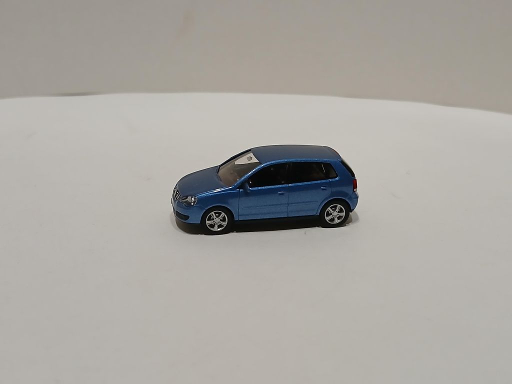 Автомобіль VW Polo. WIKING 1:87 H0  (11850) . - фото фото фото 2