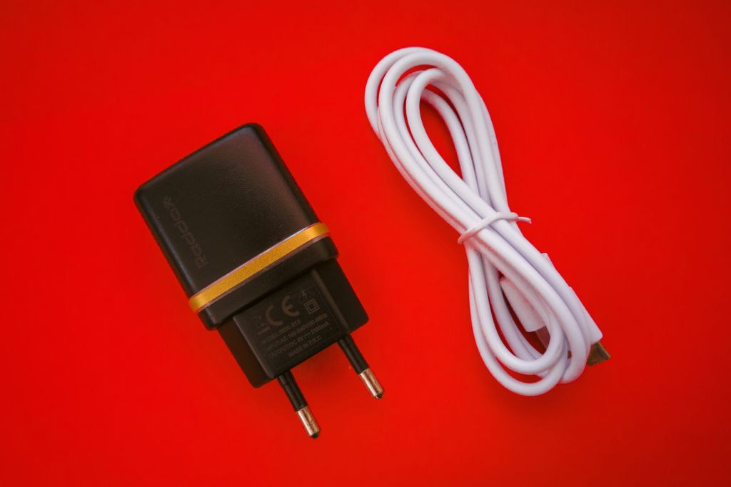 Зарядное Reddax RDX-013 USB 5V 2.1A Зарядка - фото фото фото 1