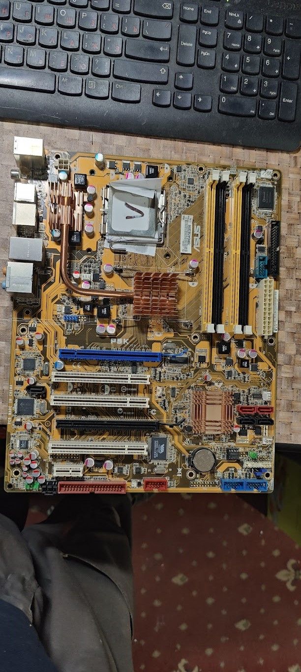 Мат. плата ASUS P5K LGA775 P35 2xPCI-E+GbLAN+1394 SATA ATX 4DDR2 № 232908203 - фото фото фото 0