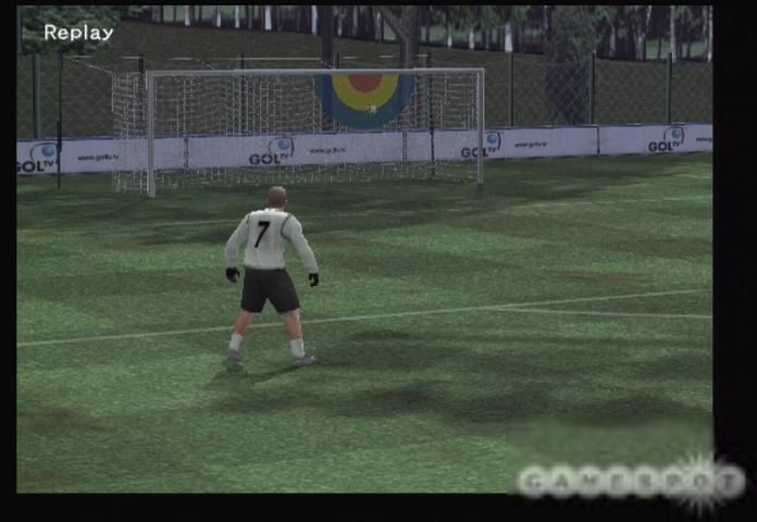 Игра на PS2 "Pro Evolution Soccer 4"        (PAL) - фото фото фото 2
