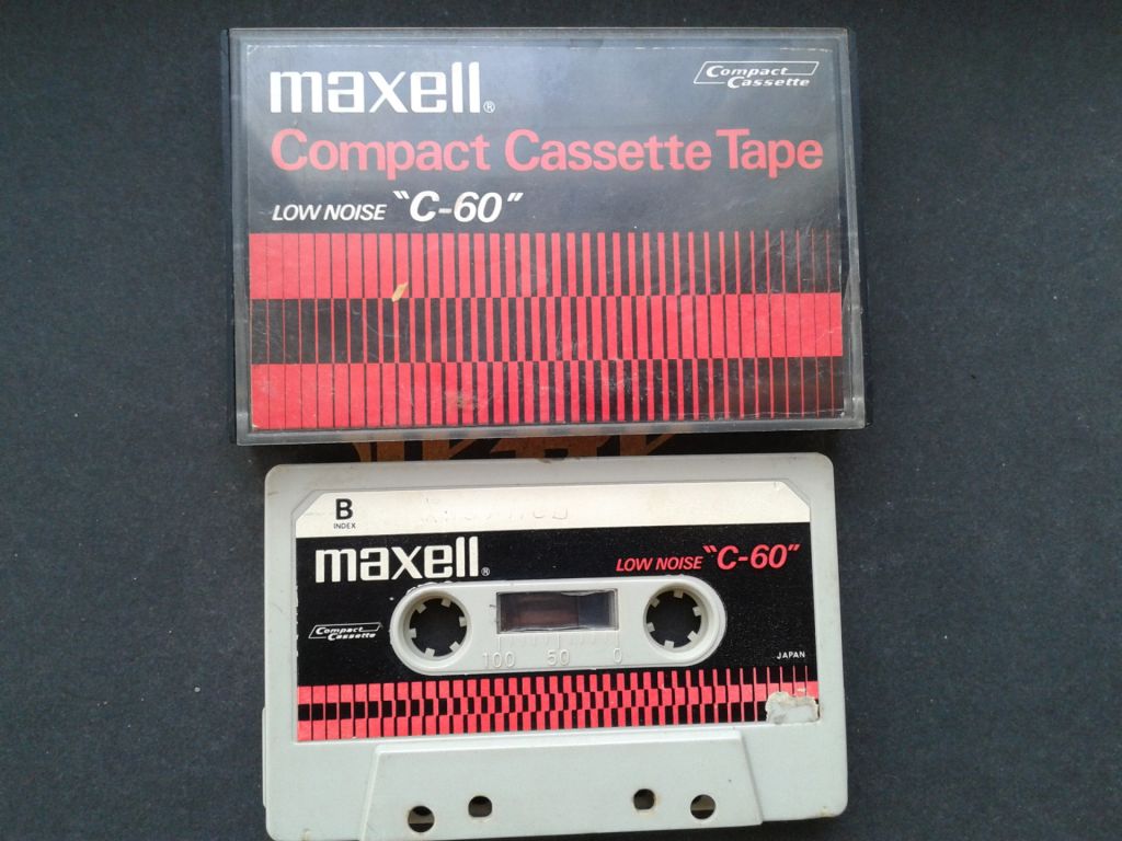 Аудиокассета Maxell Low Noise C-60 - фото фото фото 1