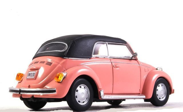 1/43 VOLKSWAGEN BEETLE. CARARAMA. - фото фото фото 2