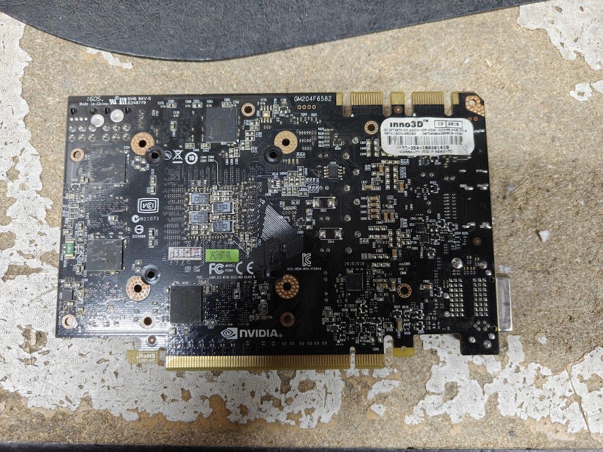 Видеокарта INNO3D GeForce GTX 970 4096MB GDDR5  (256bit)  (1088/7010) PCI-Ex № НР260503600 - фото фото фото 1